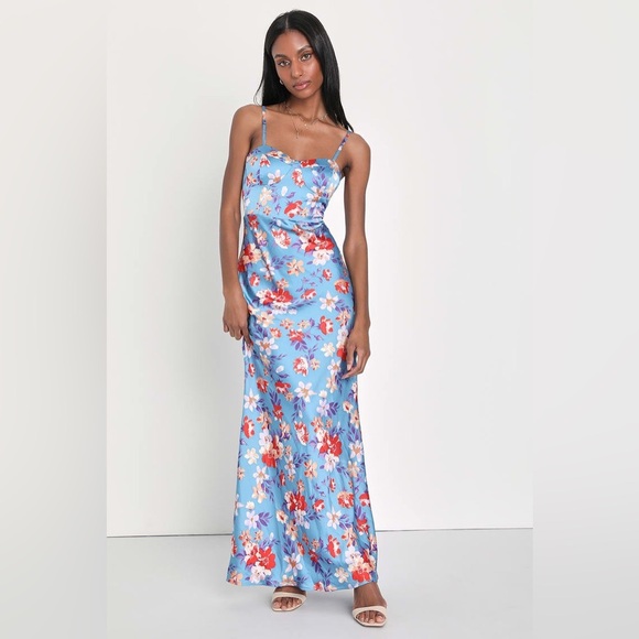 NEW Lulus Botanical Beauty Blue Floral Satin Bustier Maxi Slip Dress Medium NWT - Picture 1 of 8